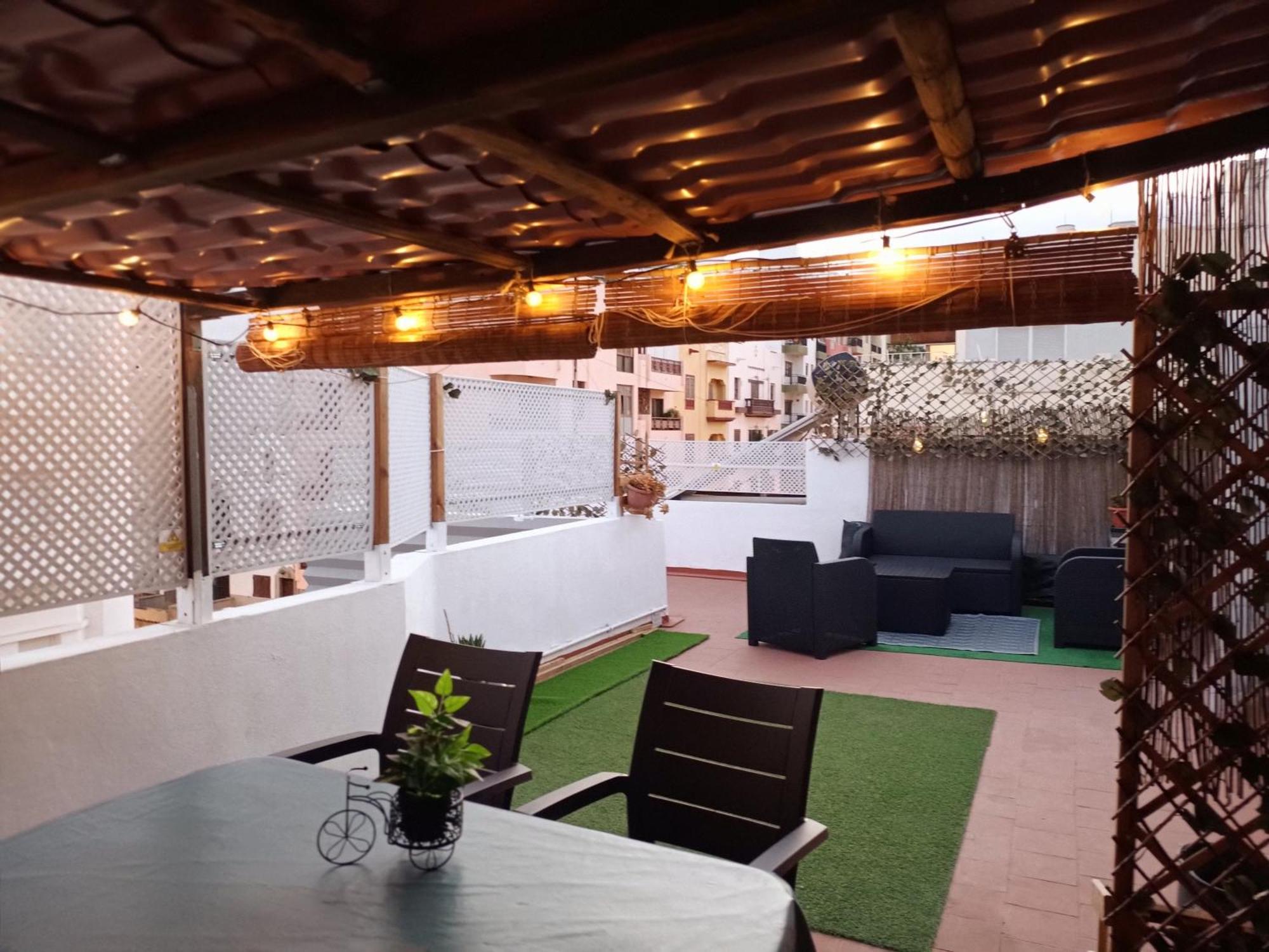 Center Santa Cruz, Alojamiento Centrico Con Gran Terraza, Cocina , Salon Y Banos, Todo Privado Exteriör bild